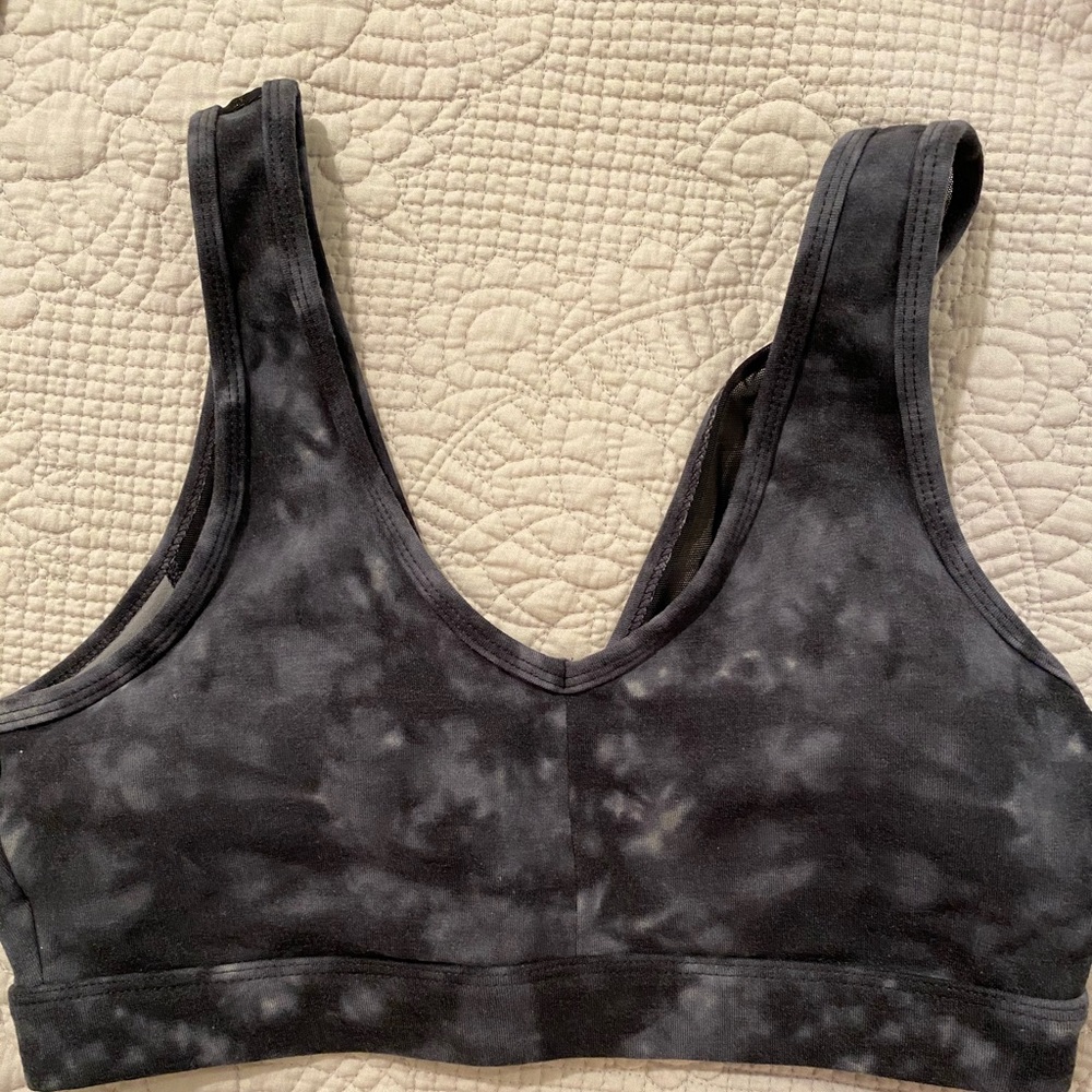 Old navy sports bra M